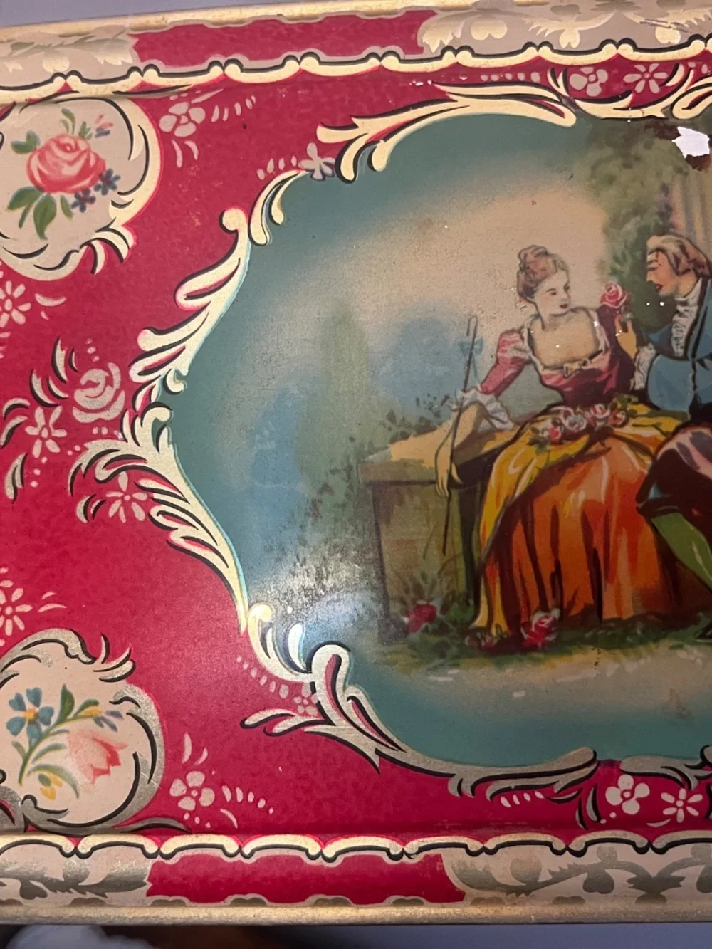 Vintage Made in England Romantic Tin Box | Rococo Courting Couple